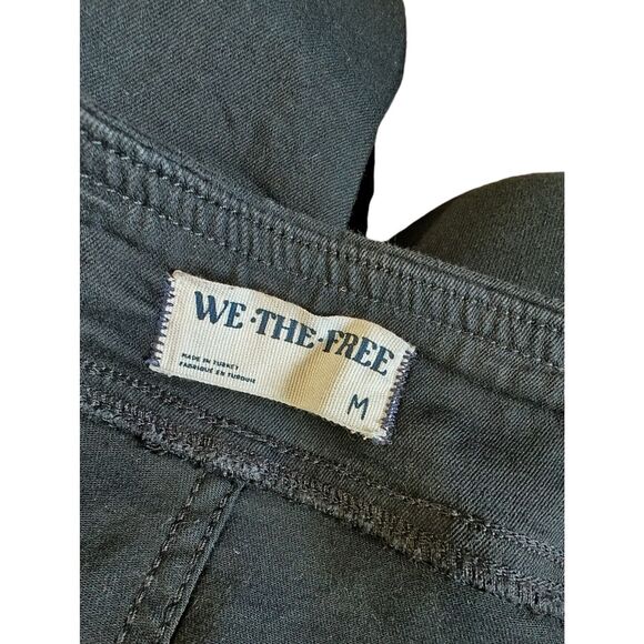 FREE PEOPLE We The Free Black Pull On Flare Jeans Boho Pants size Medium Stretch - Picture 3 of 4